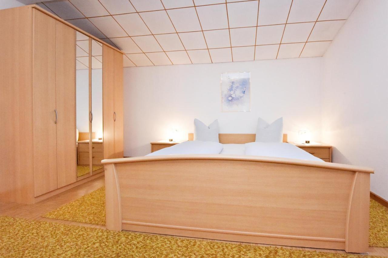 Pension Piz Buin パーテネン エクステリア 写真